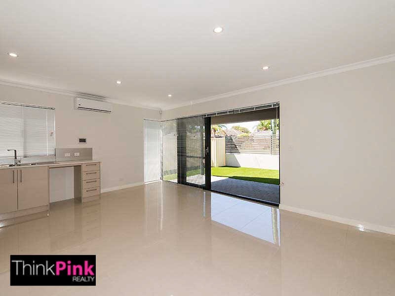 2/316 Hardey Road, Cloverdale WA 6105