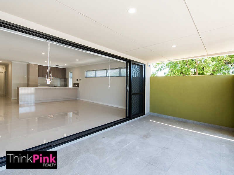 8/316 Hardey Road, Cloverdale WA 6105