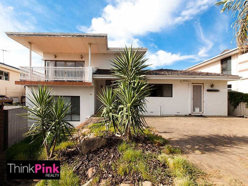 31 Edgewater Road, Salter Point WA 6152
