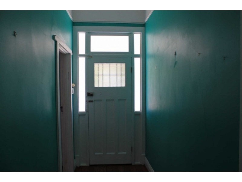 27A Raleigh st, Carlisle WA 6101