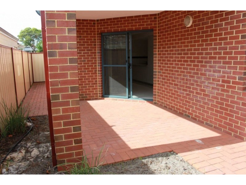 4/194- 196 Surrey Road, Rivervale WA 6103