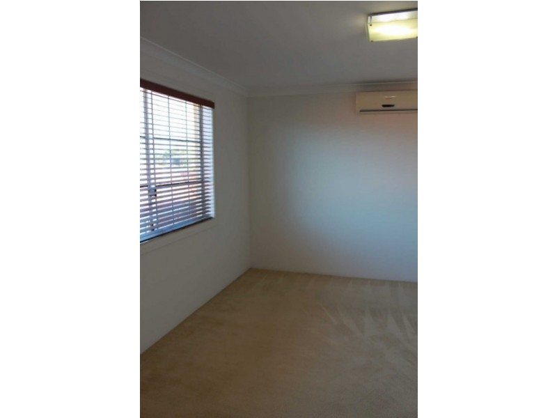 2/259 Robinson Avenue, Cloverdale WA 6105