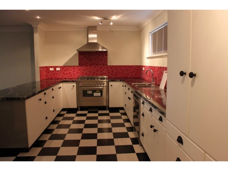 102 Harvey Street, Burswood WA 6100