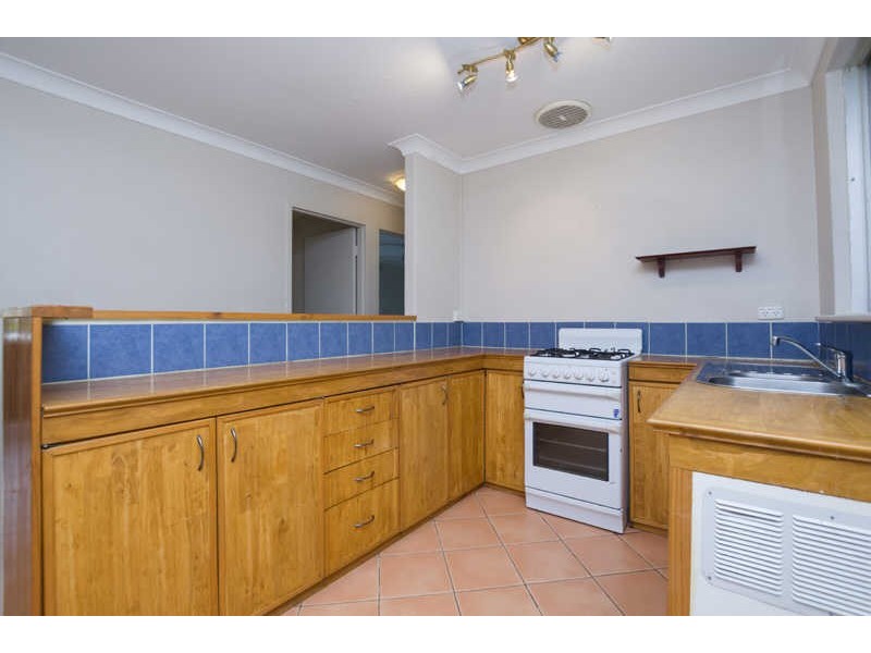 7 Morrit Way, Parmelia WA 6167