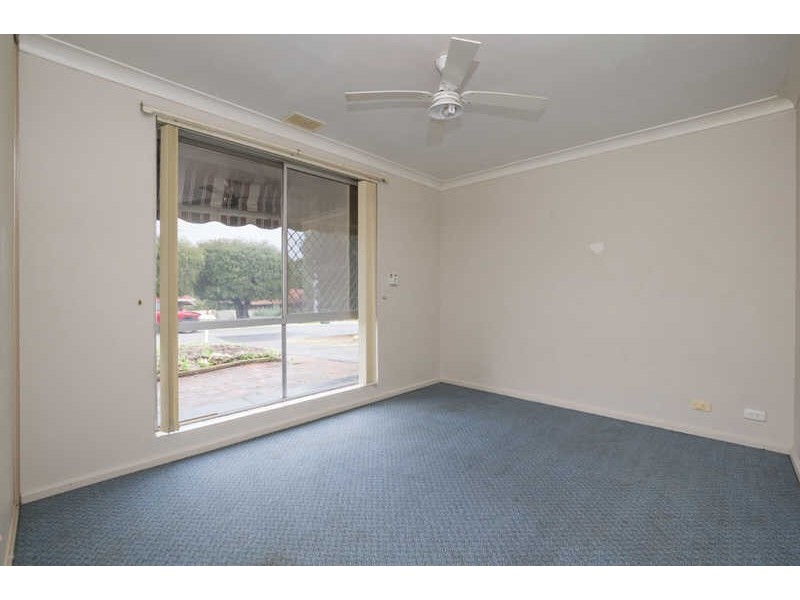 7 Morrit Way, Parmelia WA 6167