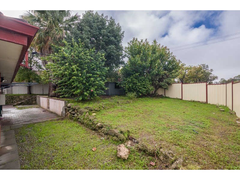 7 Morrit Way, Parmelia WA 6167