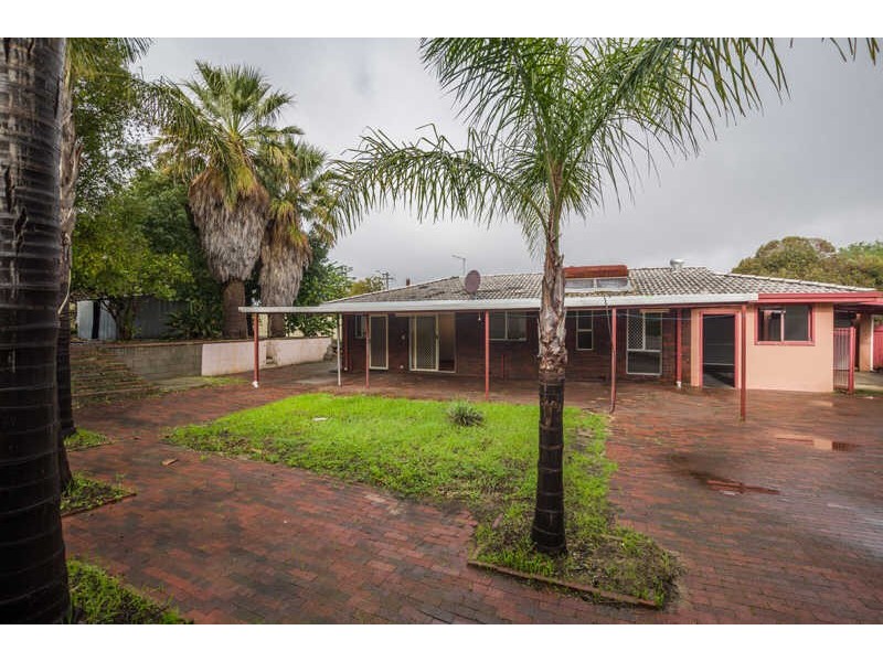 7 Morrit Way, Parmelia WA 6167