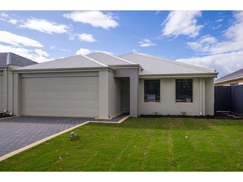 307B Fisher Street, Cloverdale WA 6105