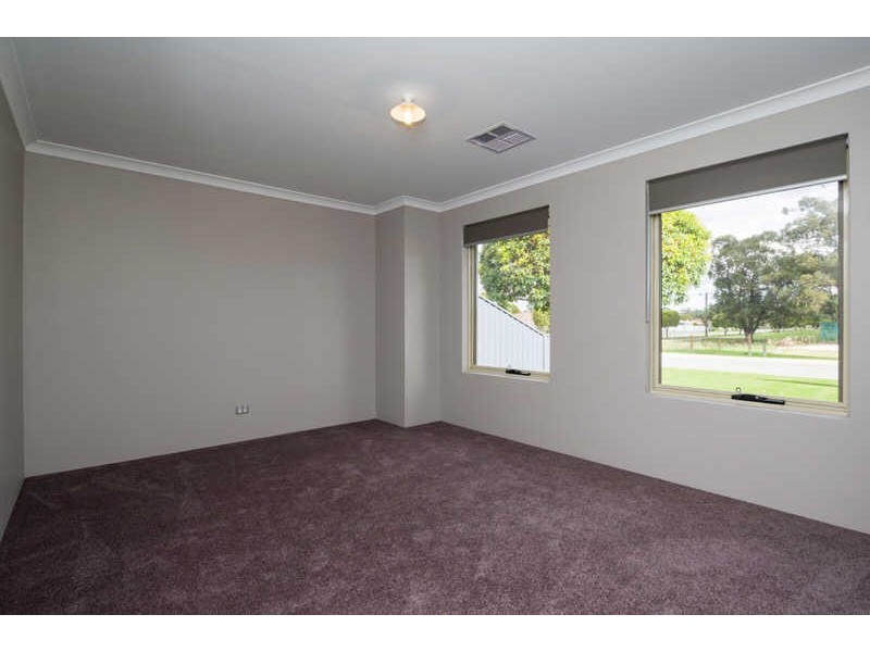 307B Fisher Street, Cloverdale WA 6105