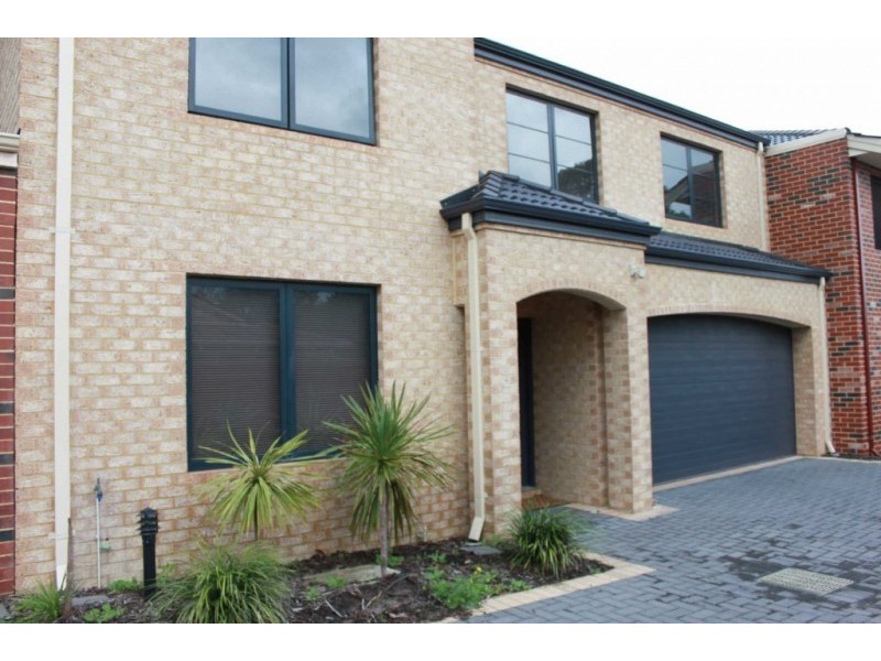 2/16 Mort Street, Rivervale WA 6103