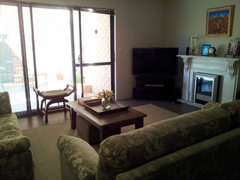 2/16 Mort Street, Rivervale WA 6103