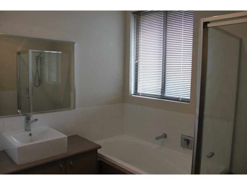 2/16 Mort Street, Rivervale WA 6103