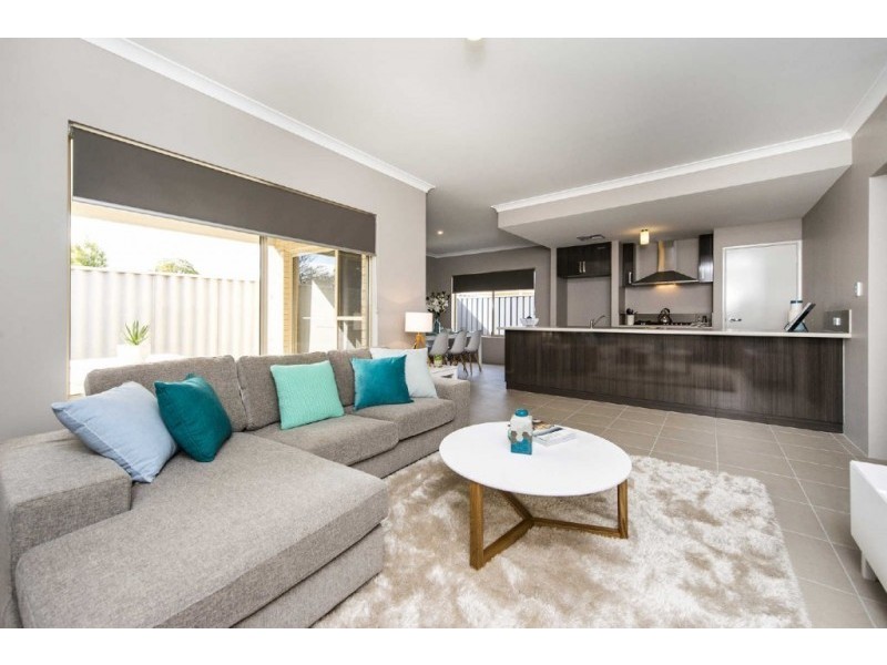 307A Fisher Street, Cloverdale WA 6105