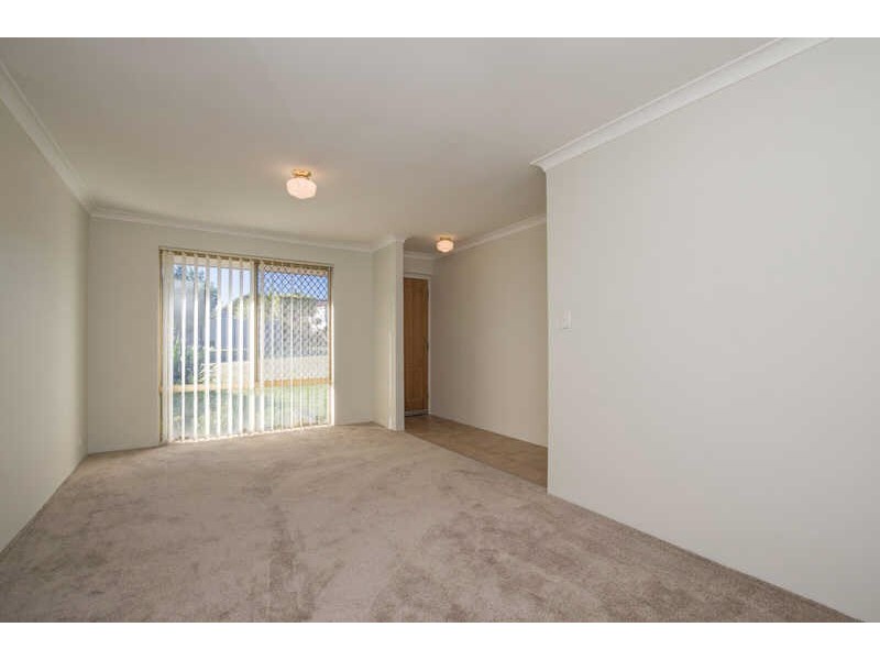 2 Yukon Place, Beechboro WA 6063