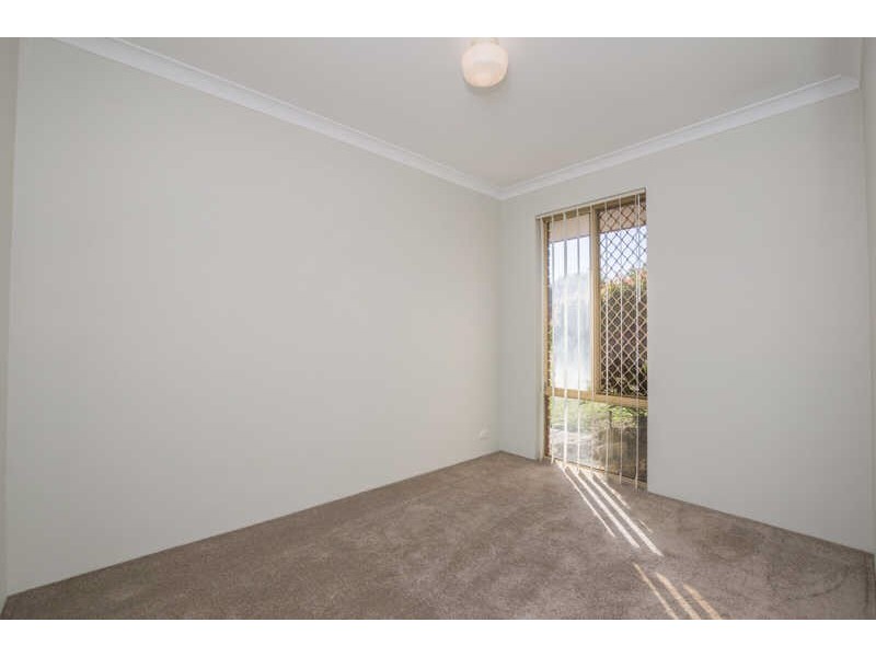 2 Yukon Place, Beechboro WA 6063