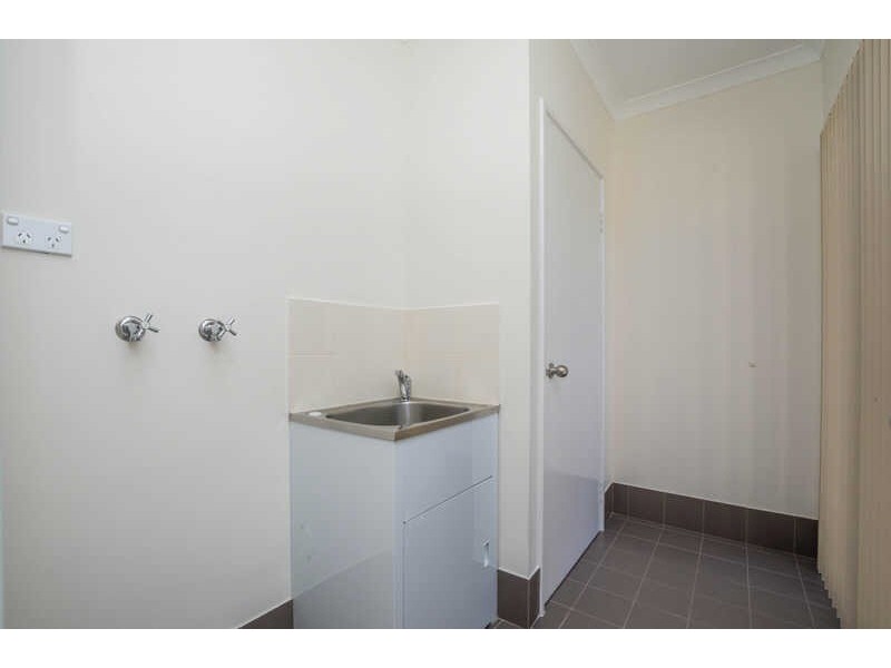 201B Treasure Road, Queens Park WA 6107