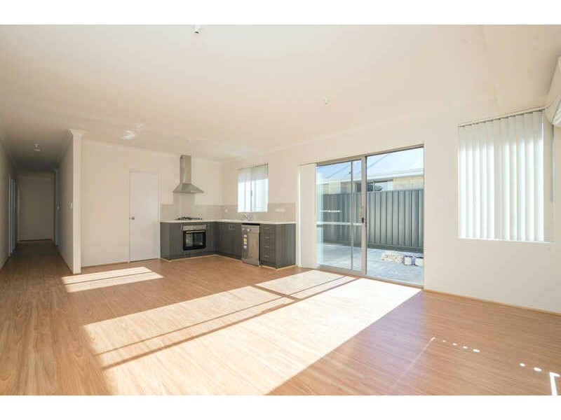 201C Treasure Road, Queens Park WA 6107