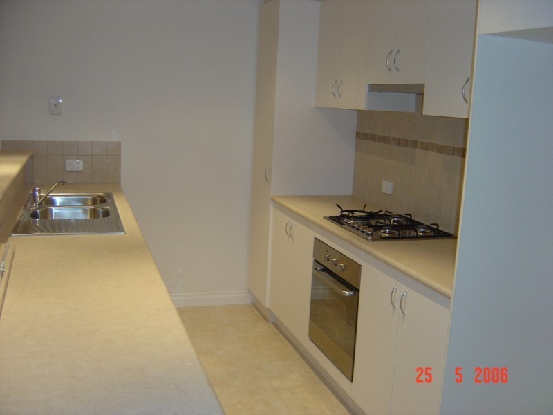 4/8 Hillcrest Road, Kewdale WA 6105