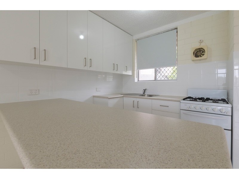 16D/49 Herdsman Parade, Wembley WA 6014