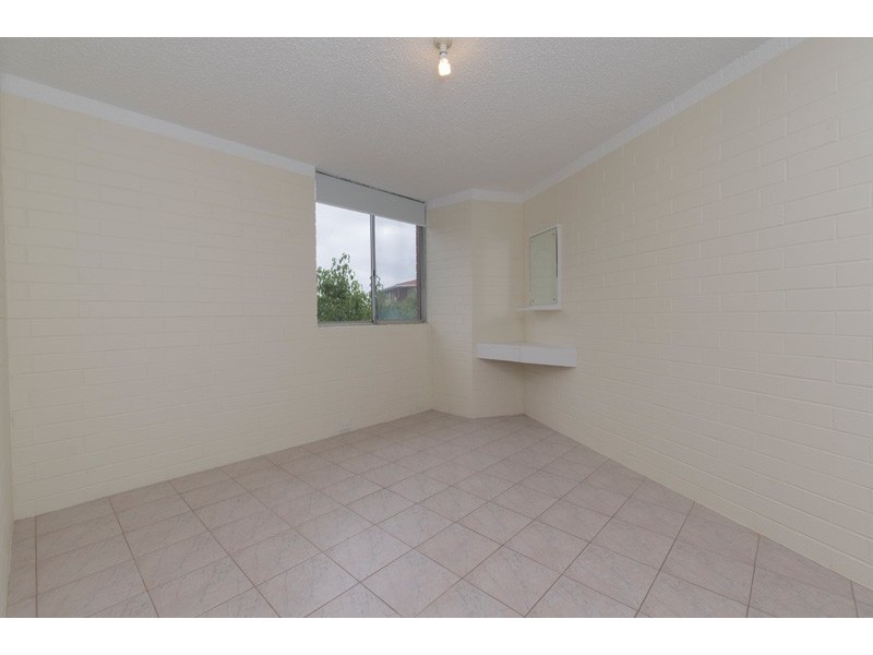 16D/49 Herdsman Parade, Wembley WA 6014