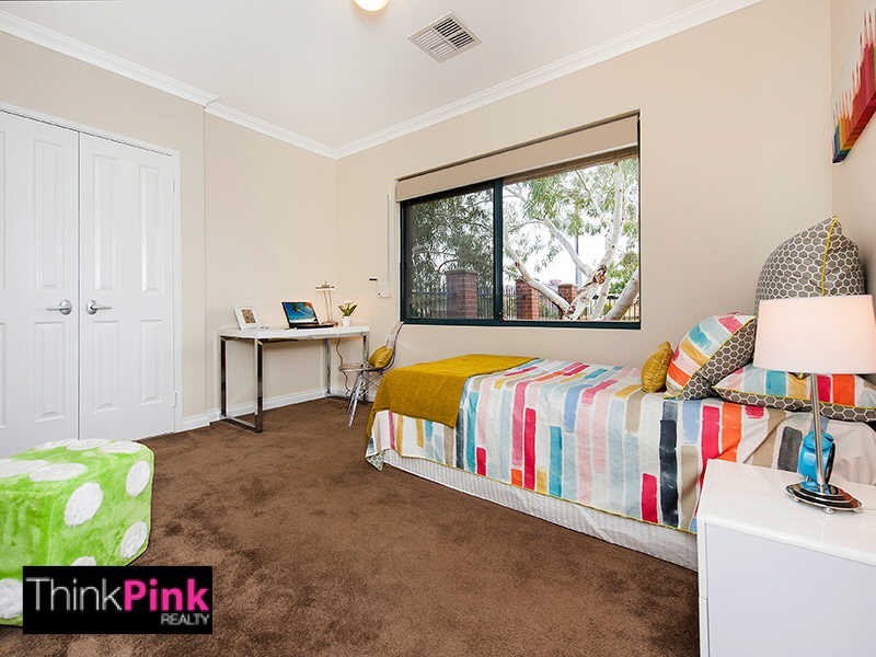 1/288 Fulham Street, Cloverdale WA 6105