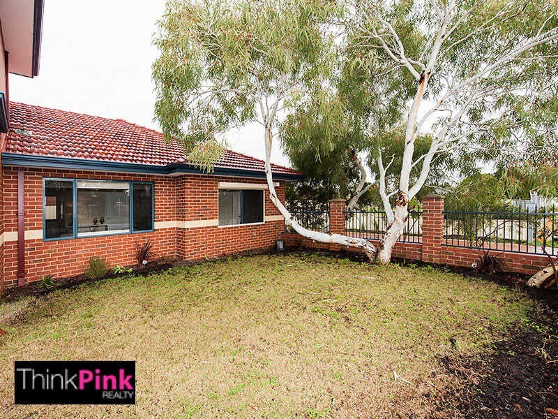 1/288 Fulham Street, Cloverdale WA 6105