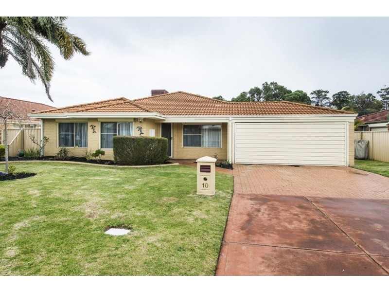 10 Brown Crescent, Seville Grove WA 6112