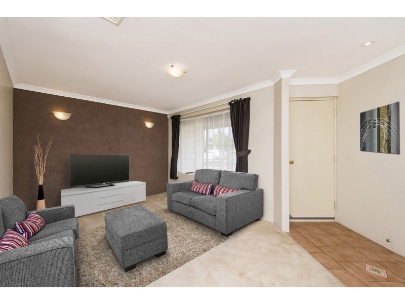 10 Brown Crescent, Seville Grove WA 6112