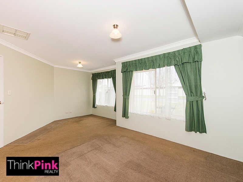 10 Brown Crescent, Seville Grove WA 6112