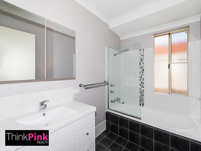 10 Brown Crescent, Seville Grove WA 6112