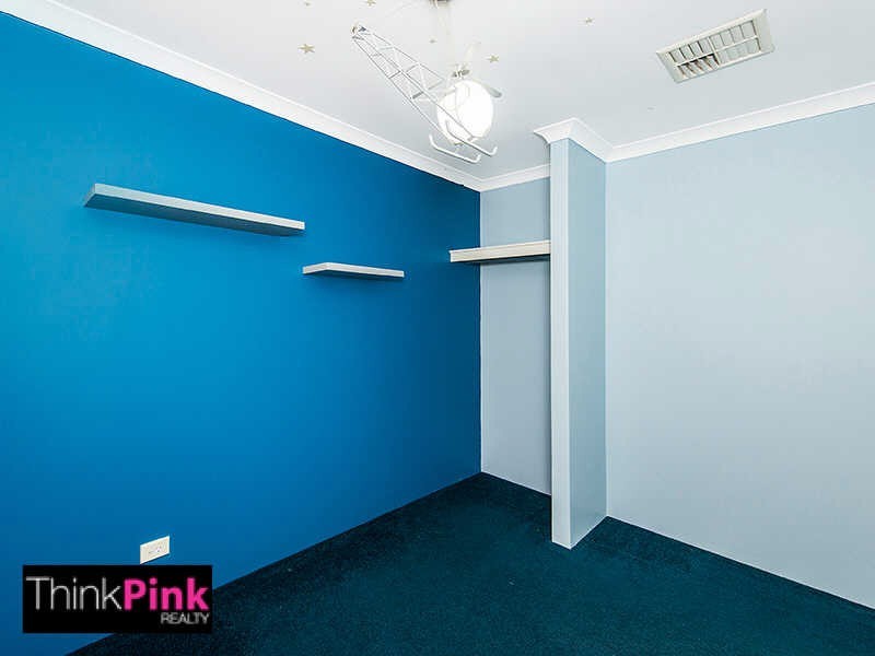 10 Brown Crescent, Seville Grove WA 6112