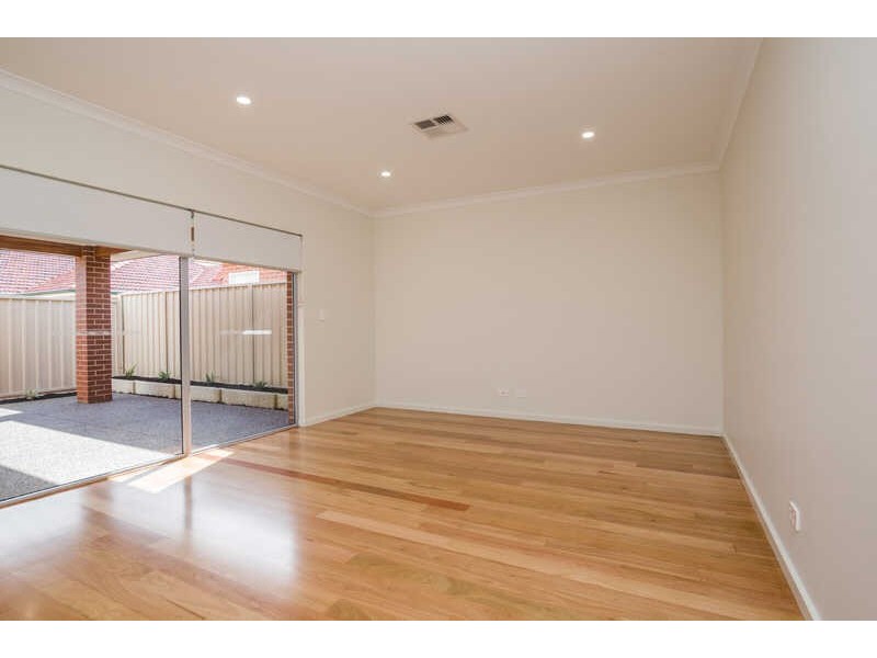 82B Mars Street, Carlisle WA 6101