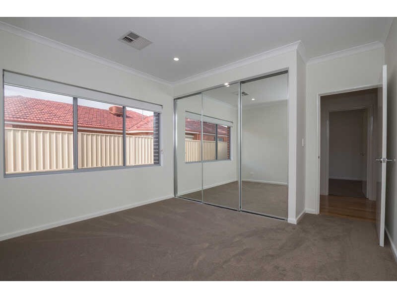 82B Mars Street, Carlisle WA 6101