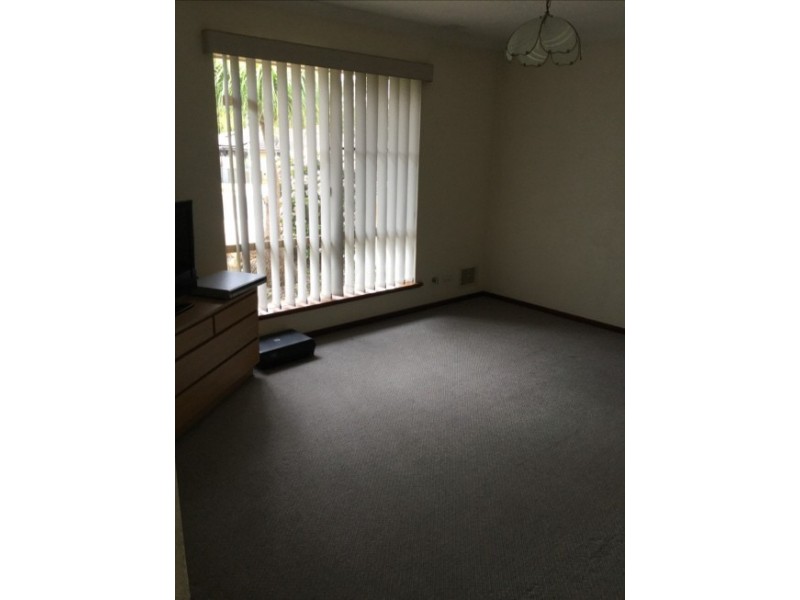 27 Galaxy Way, Carlisle WA 6101