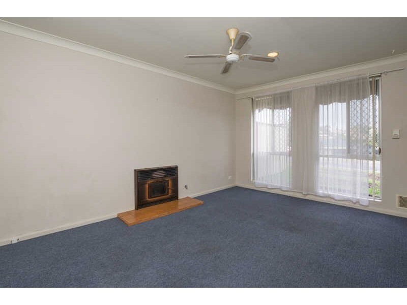 7 Morrit way, Parmelia WA 6167