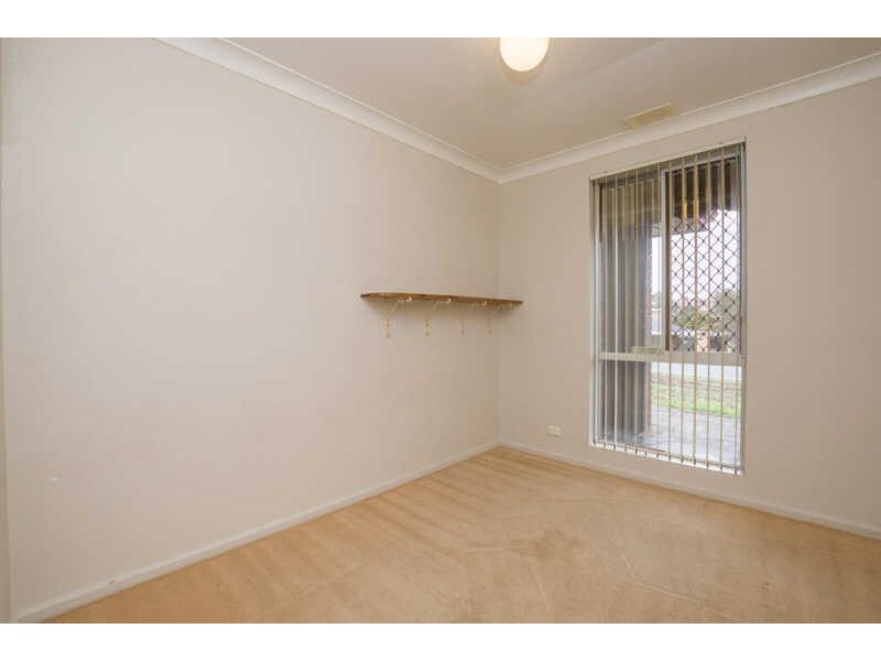 7 Morrit way, Parmelia WA 6167