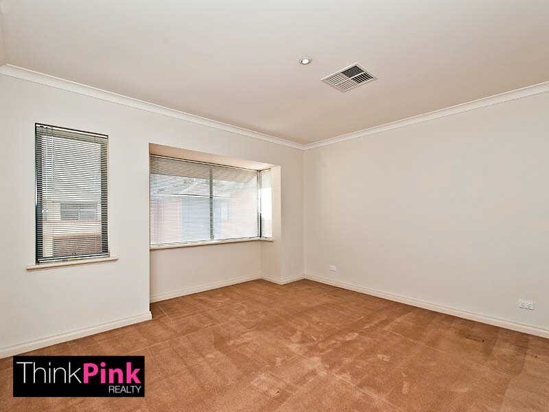 2/70 Fitzroy Road, Rivervale WA 6103