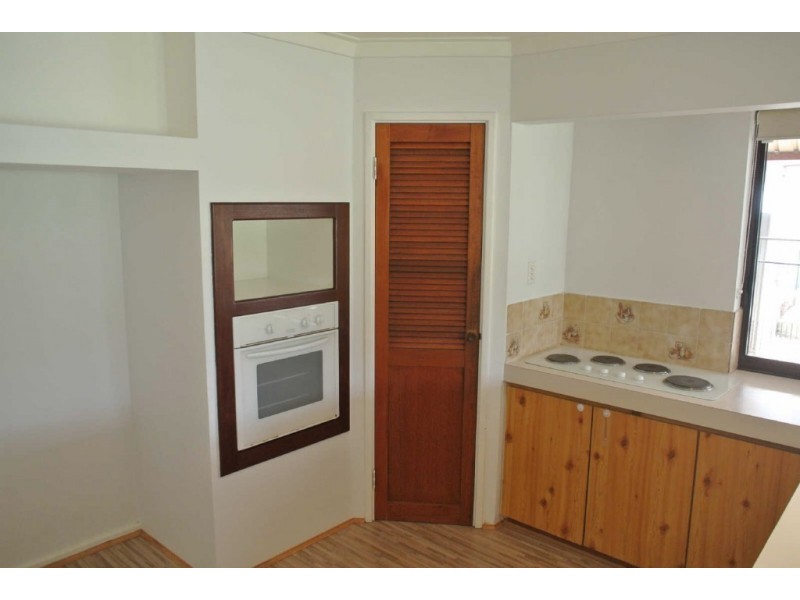 15 Monarch Court, Thornlie WA 6108