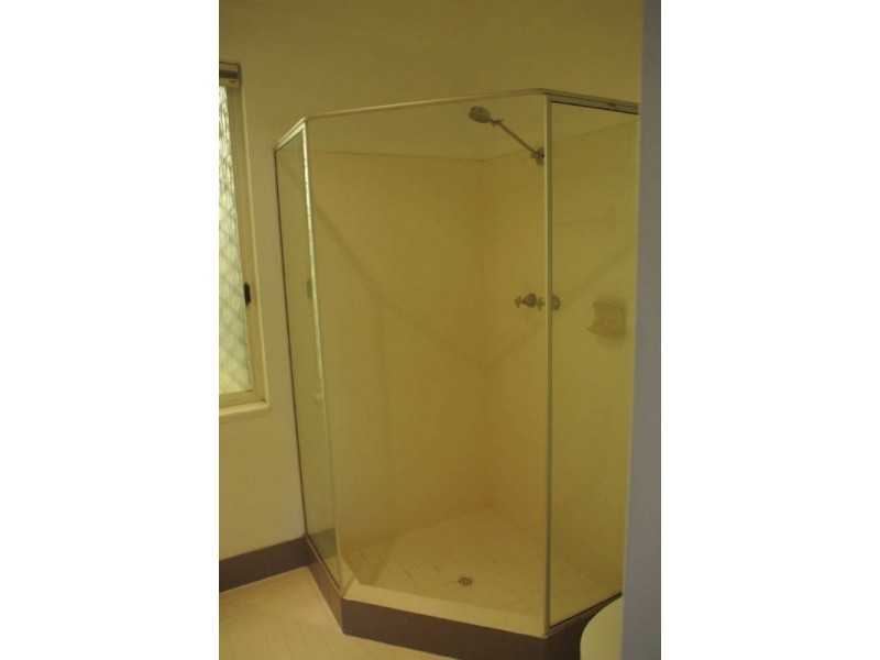 15 Monarch Court, Thornlie WA 6108