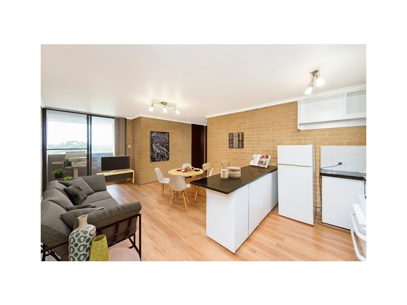 221/54 Nannine Place, Rivervale WA 6103