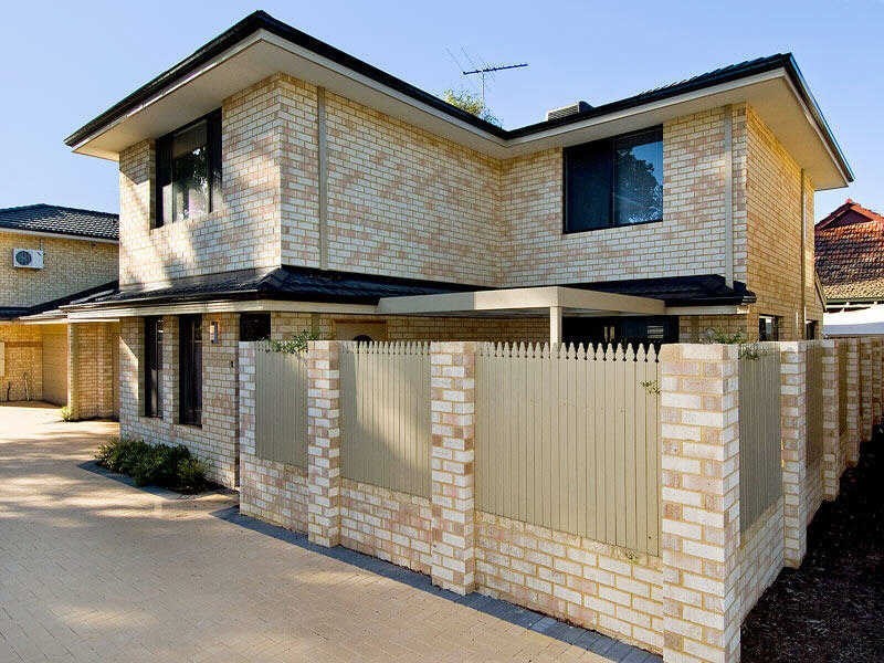 2/271 Fulham Street, Cloverdale WA 6105