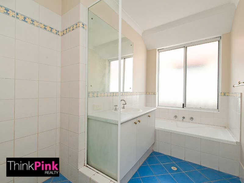 13 Grantham Place, Carlisle WA 6101