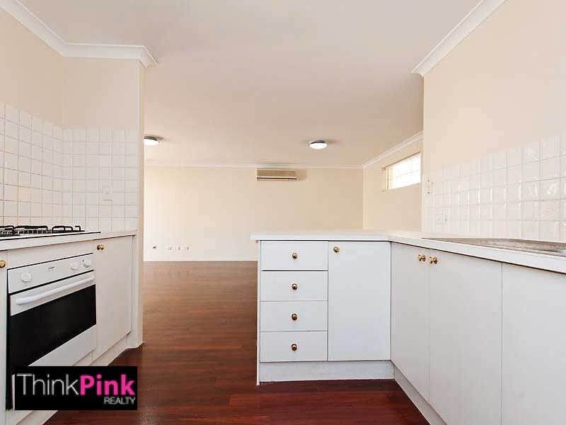 13 Grantham Place, Carlisle WA 6101