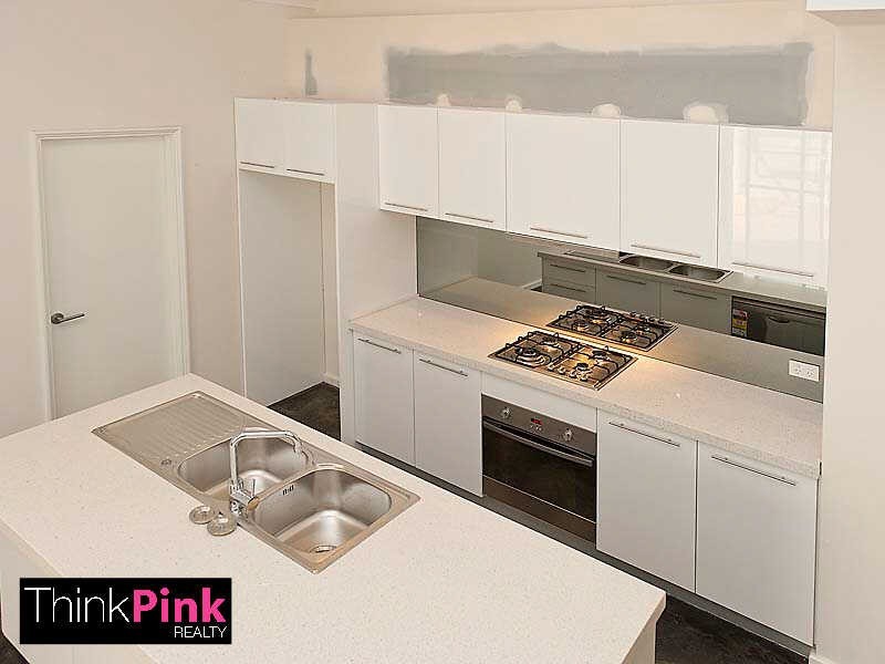 2/76 Gladstone Road, Rivervale WA 6103