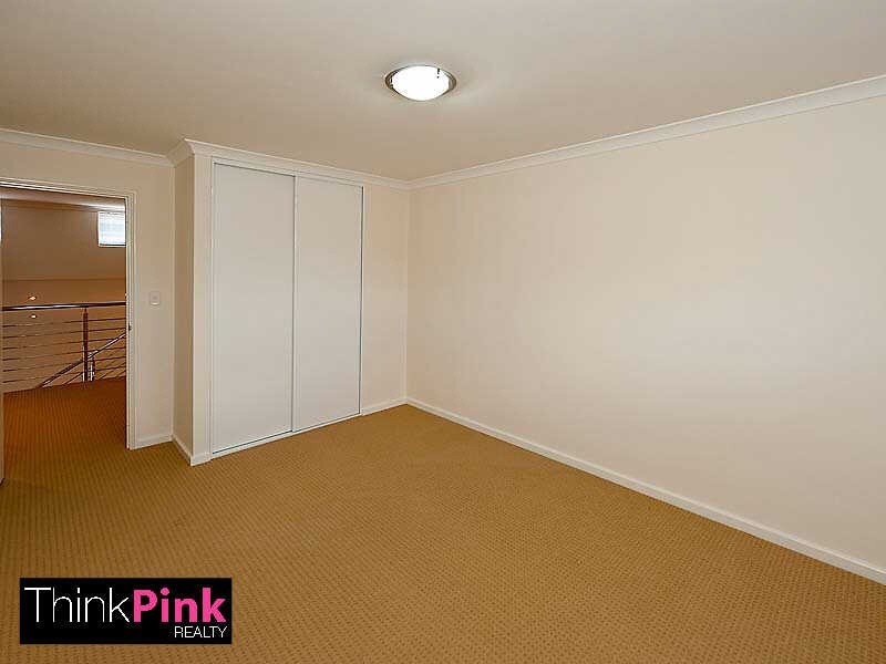 2/76 Gladstone Road, Rivervale WA 6103