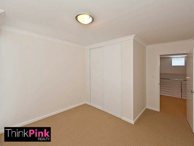 2/76 Gladstone Road, Rivervale WA 6103