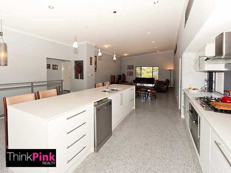 21 Norwood Road, Rivervale WA 6103