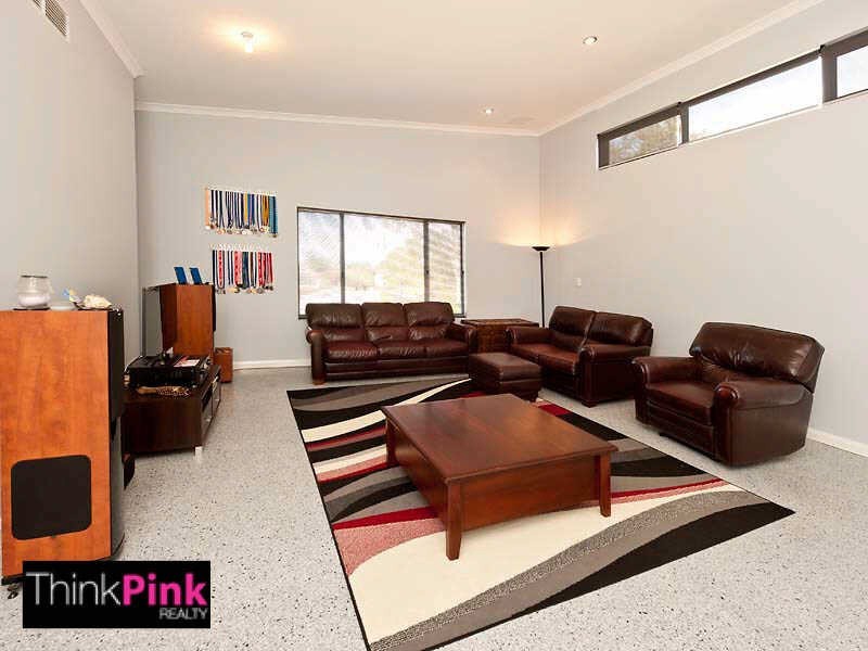 21 Norwood Road, Rivervale WA 6103