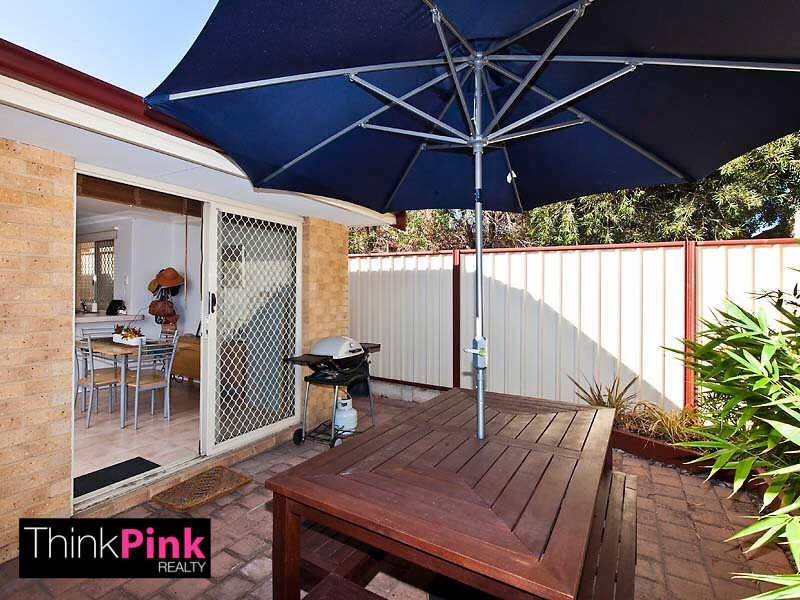 1/278 Wharf Street, Queens Park WA 6107