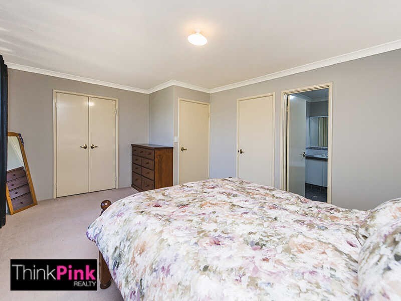 55 Sugarwood Drive, Thornlie WA 6108